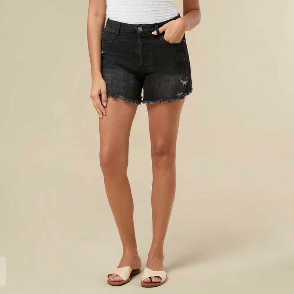 Rachel Parcell relaxed fit distressed hem black jean shorts